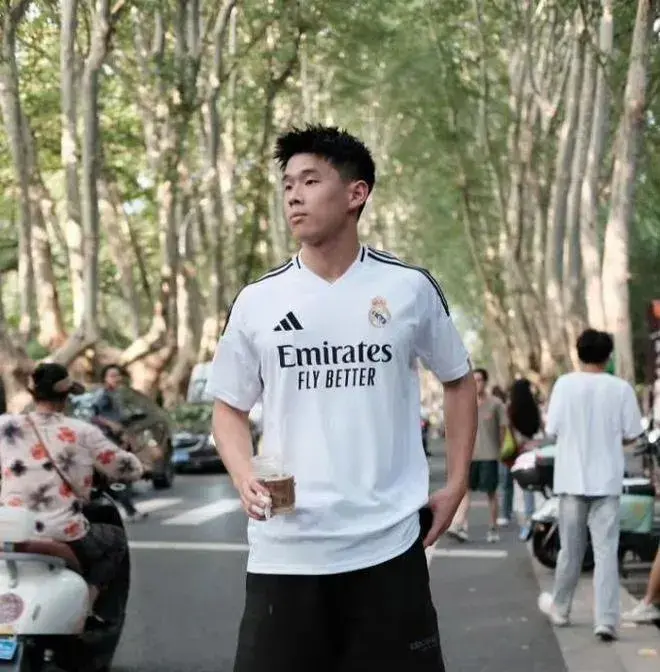 如果像余嘉, AA, 来说已经算